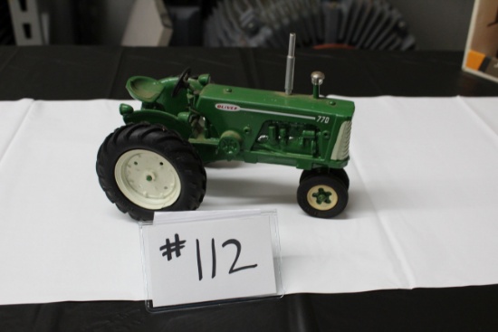 OLIVER 770 TRACTOR