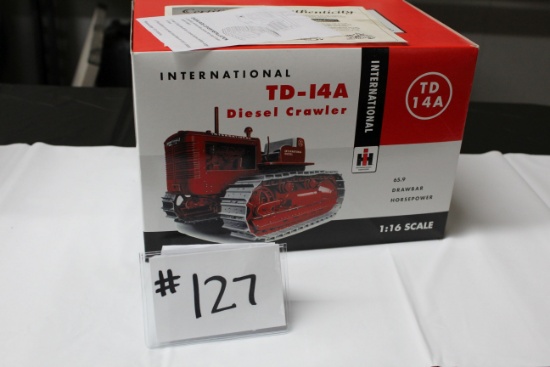 INTERNATIONAL TD-14A DIESEL CRAWLER (IN BOX)