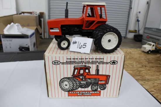 ALLIS-CHALMERS 7080 TRACTOR  (IN BOX)