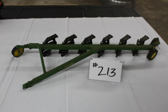 JOHN DEERE 6 BOTTOM PLOW