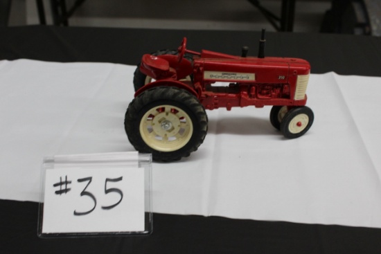 FARMALL 350 TRACTOR