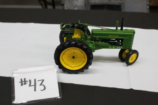 JOHN DEERE WAGON