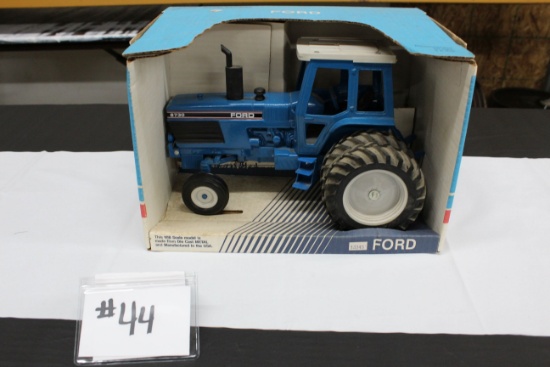 FORD 8730 TRACTOR (IN BOX)