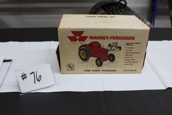 MASSEY FERGUSON TWIN POWER PACEMAKER (IN BOX)