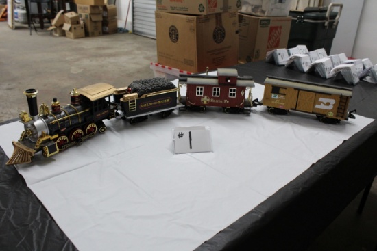 ANTIQUE COLLECTIBLES TOY TRAIN & TRACTOR AUCTION