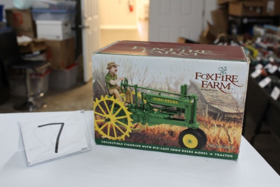 FOXFIRE FARM COLLECTIBLE JOHN DEERE MODEL A TRACTOR