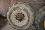 15.5X25 LOADER TIRE