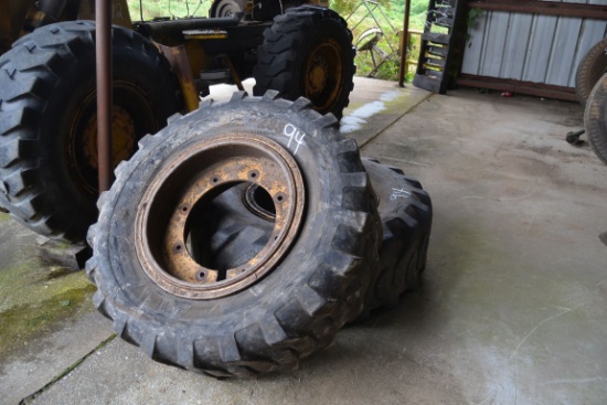 2- 15.5X25 WHEELS & TRIES FOR CAT 920