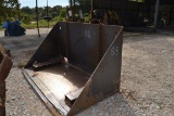 SLIP ON BUCKET FOR 920 LOADERS