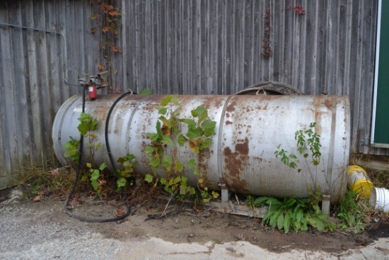 APPROX 1000 GALLON FUEL TANK