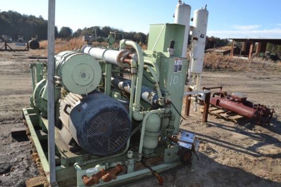 SULLAIR 150 HP SCREW TYPE AIR COMPRESSOR