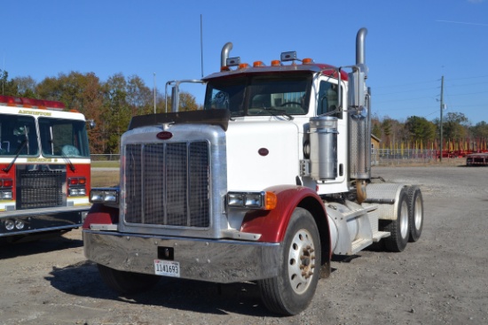 2005 PETERBILT 378 DAY CAB ROAD TRACTOR