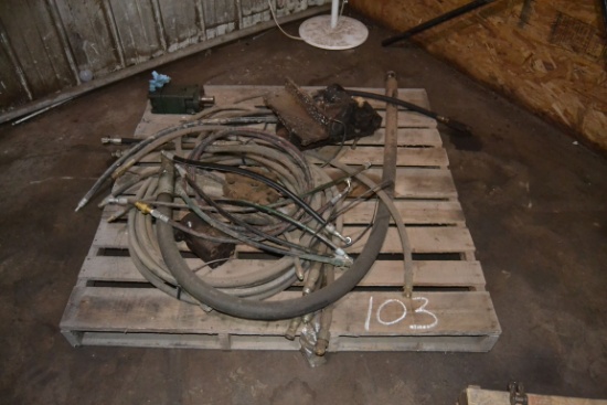 PALLET OF HYDRUALIC HOSES