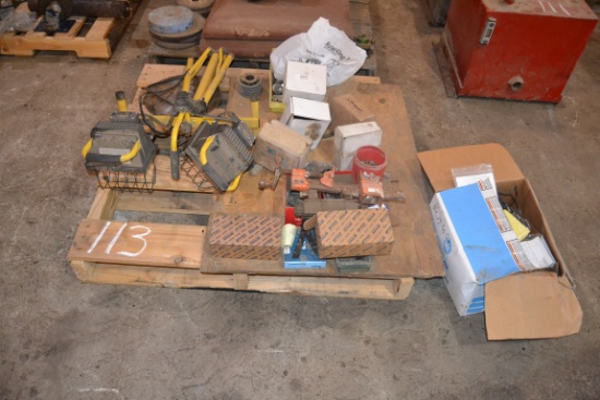 PALLET OF PARTS