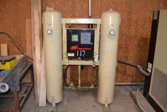 INGERSOLL RAND MODEL HL2501HOOAA AIR DRYING