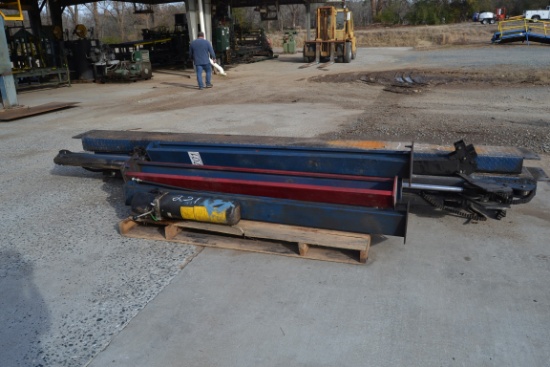 4 POST CAR HOIST