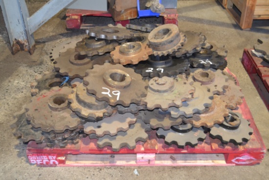 PALLET OF SPROCKETS