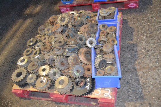 PALLET OF SPROCKETS