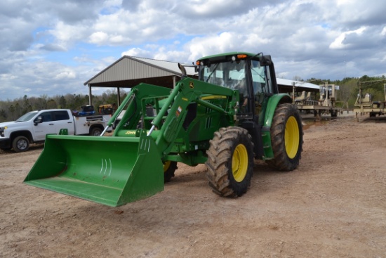 JOHN DEERE 6125M 4X4 TRACTOR