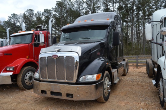2003 PETERBILT MODEL 387 ROAD TRACTOR