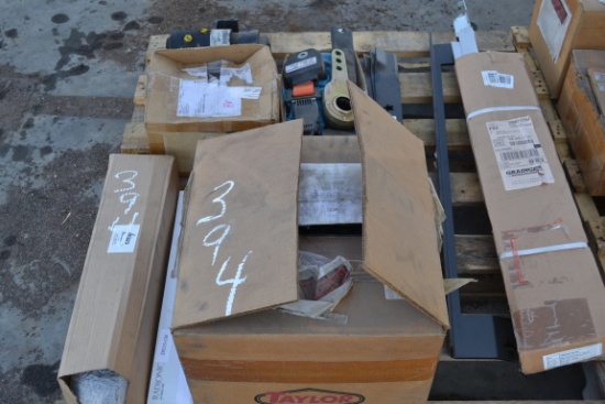 PALLET OF HYDRAULIC CYLINDER