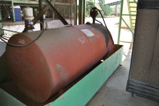 APPROX 500 GAL OIL TANK