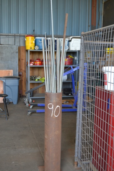 LOT OF THREADED RODS
