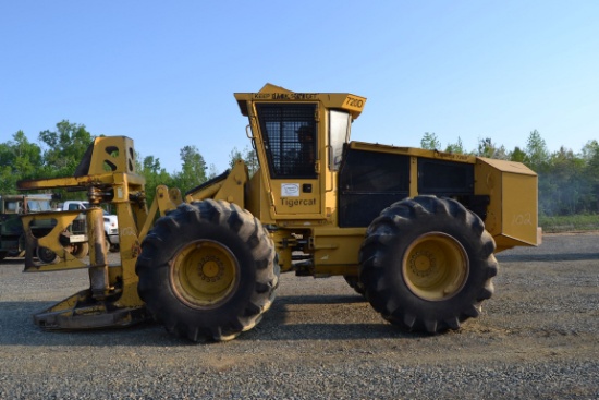 TIGERCAT 720D FELLER BUNCHER W/ TIGERCAT 5608 SAW HEAD W/ 30.5X32 RUB SN#7204301 5,711 HOURS