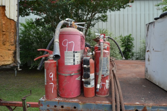 LOT OF FIRE EXTINGUISHERS