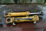 (2) HYDRAULIC CYLINDERS FOR TIGERCAT