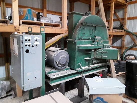 BUSH 36" CHIPPER HORIZONTAL FEED BOTTOM
