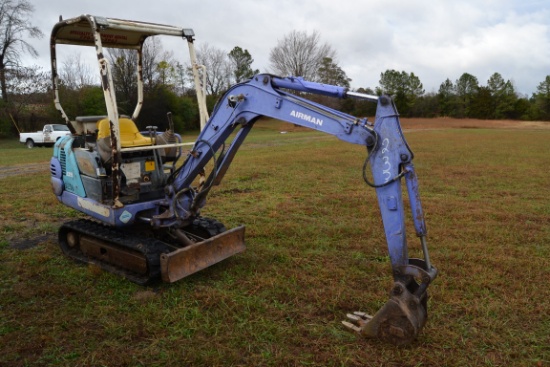 AIRMAN AX15 MINI EXECAVATOR