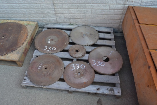 PALLET OF SAWS