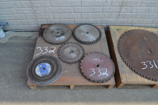 PALLET OF SAWS