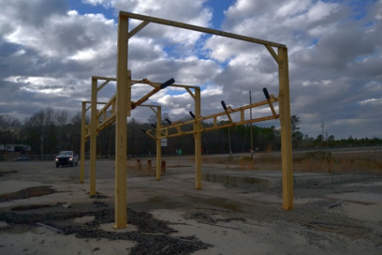 TRAILER UNSTRAPPING SAFETY STAND