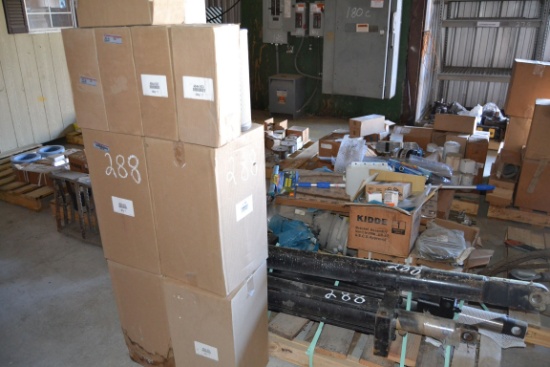 PALLET OF TAYLOR PARTS, BREAK PARTS & CYLINDERS