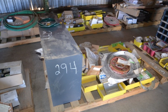 PALLET OF SEAL & BOLT BINS