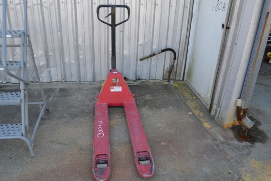 DAYTON 5500LB PALLET JACK