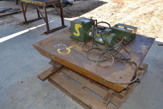 BISHAMON 4'X4' SCISSOR LIFT TABLE W/ HYDRUALIC SYSTEM
