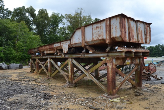 CARRIER 82"X42' VIBRATING CONVEYOR