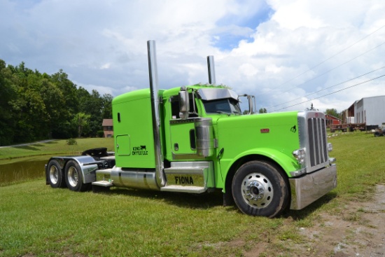 2019 PETERBILT 379 ROAD TRACTOR