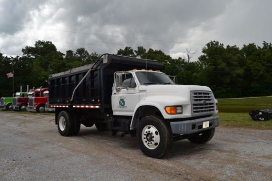 1999 FORD F-800 SINGLE AXLE DUMP TRUCK