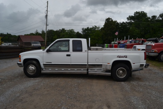 1995 CHEVROLET 3500 EXTENDED CAB 4X4 DUALLY