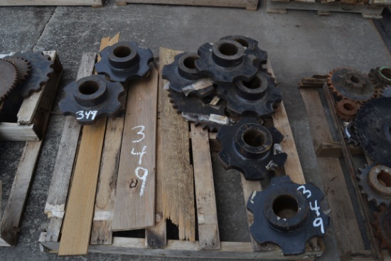 PALLET OF SPROCKETS