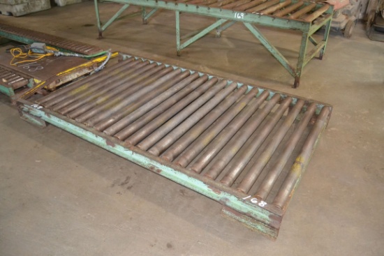 (2) SETS OF GRAVITY ROLLS W/ SCISSOR LIFT TABLE