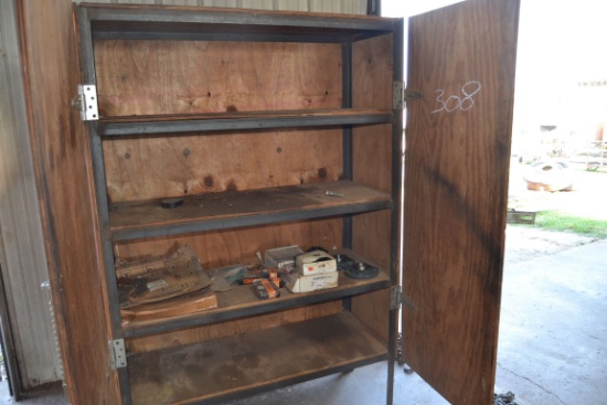 2 WOODEN CABINETS