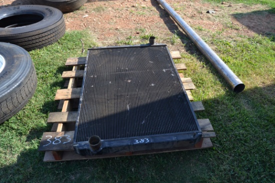 RADIATOR FOR ROAD TRACTOR