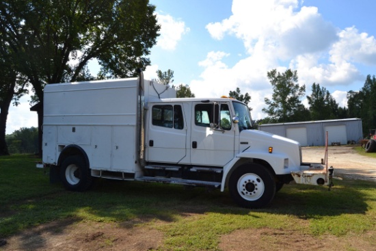 2003 FREIGHTLINER FL70 SERVICE TRUCK