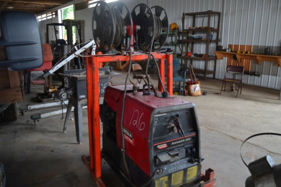 LINCOLN RANGER 250 WELDER