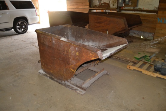 WRIGHT 40"X5' SELF DUMPING HOPPER